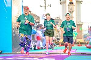 BIB: 
                            <button type="button" onclick="openModal(24885882)" class="btn btn-primary btn-sm float-right btn-popup" data-toggle="modal" data-target=".modal-high-quality">
                        <i class="fas fa-shopping-cart"></i> Add to Cart
                    </button>
                                            <button type="button" onclick="isThisMe(24885882, true)" class="btn btn-success btn-sm float-right btn-popup btn-isme hidden" data-toggle="tooltip" data-placement="bottom" title="นี่คือรูปของคุณใช่ไหม คลิกที่นี่เพื่อเอาเข้าอัลบั้ม">
                        <i class="fas fa-plus"></i> Add to album
                    </button>
                    <button type="button" onclick="isThisMe(24885882, false)" class="btn btn-warning btn-sm float-right btn-popup btn-isnotme hidden">
                        <i class="fas fa-ban"></i> Remove from album
                    </button>